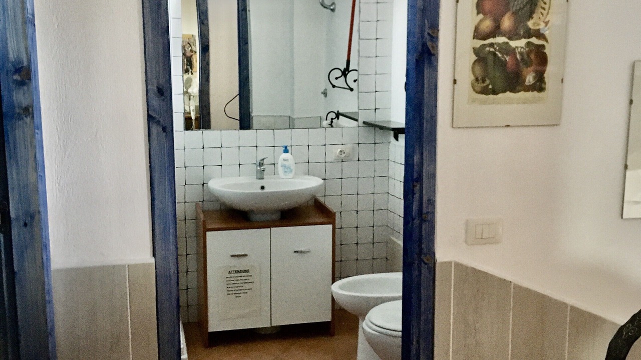 Photo of Bathroom in Eden Rock