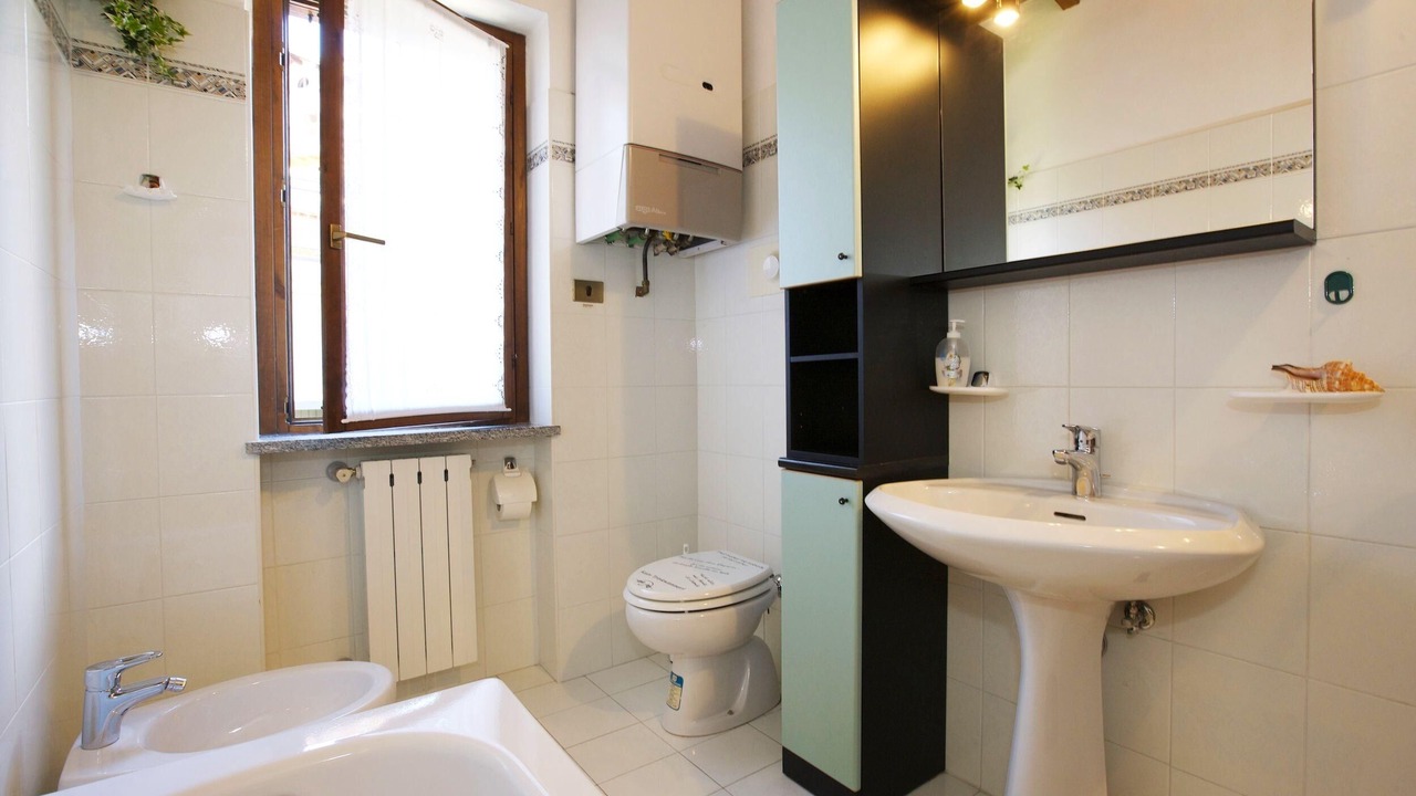 Photo of Bathroom in Pino Lago Maggiore