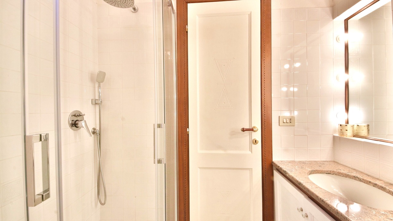 Photo of Bathroom in Punta Sardegna