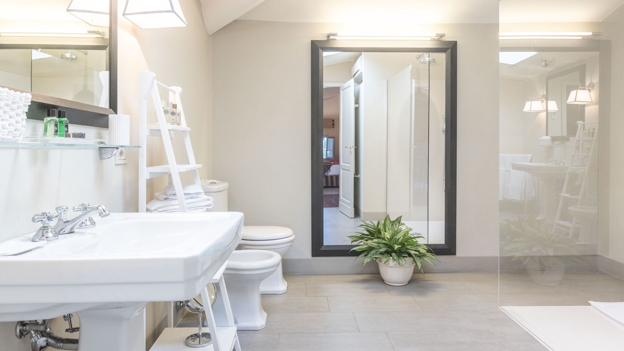 Photo of Bathroom in Le Cure