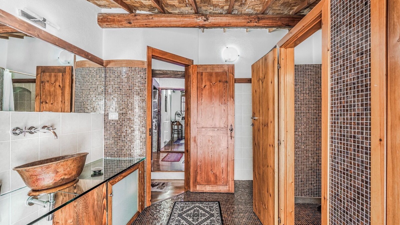 Photo of Bathroom in Seneghe