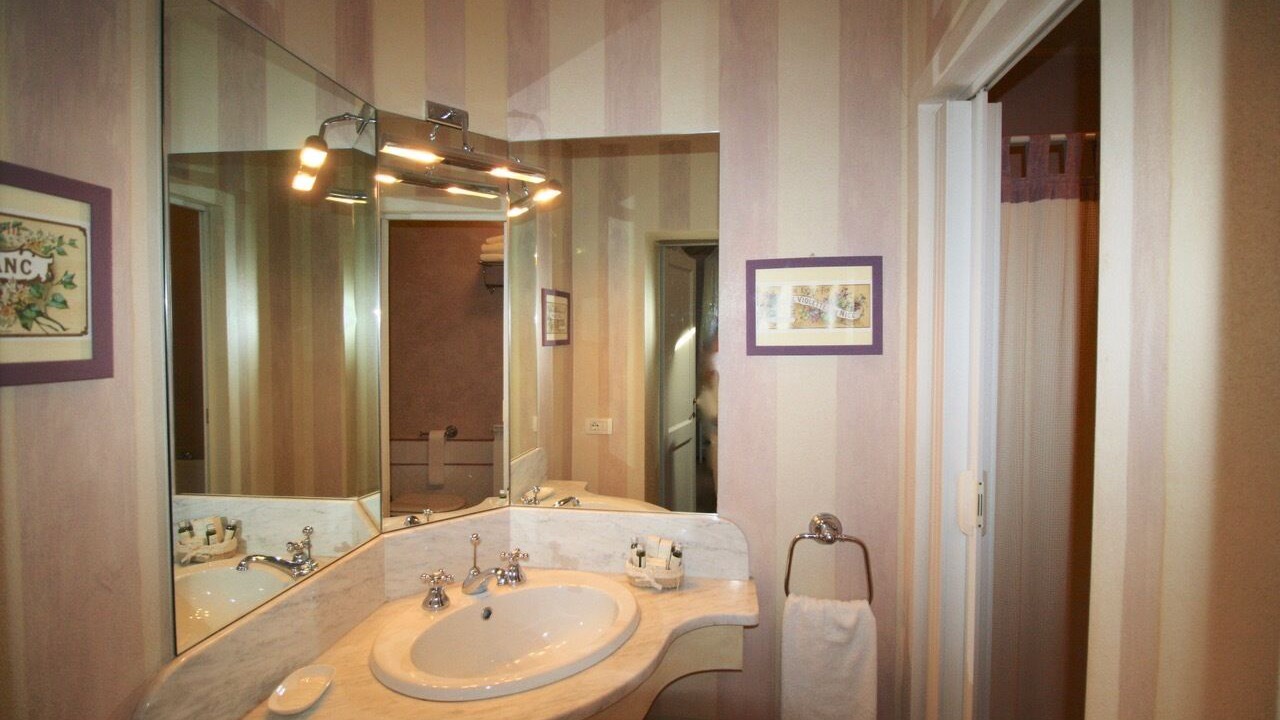 Photo of Bathroom in Siena