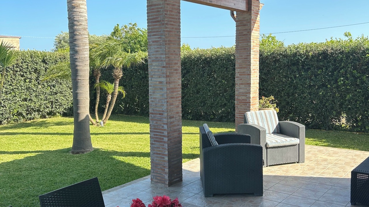 Photo of Outdoor in Avola