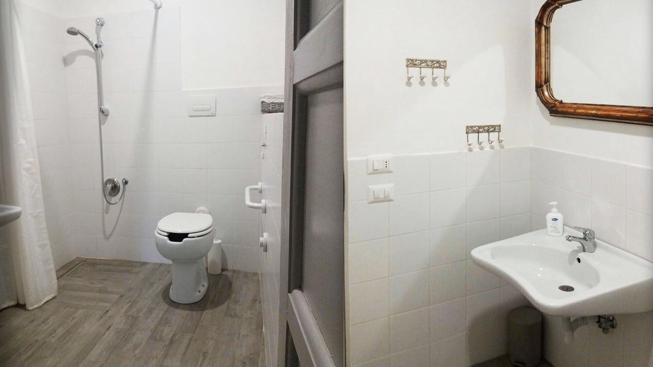 Photo of Bathroom in Londa