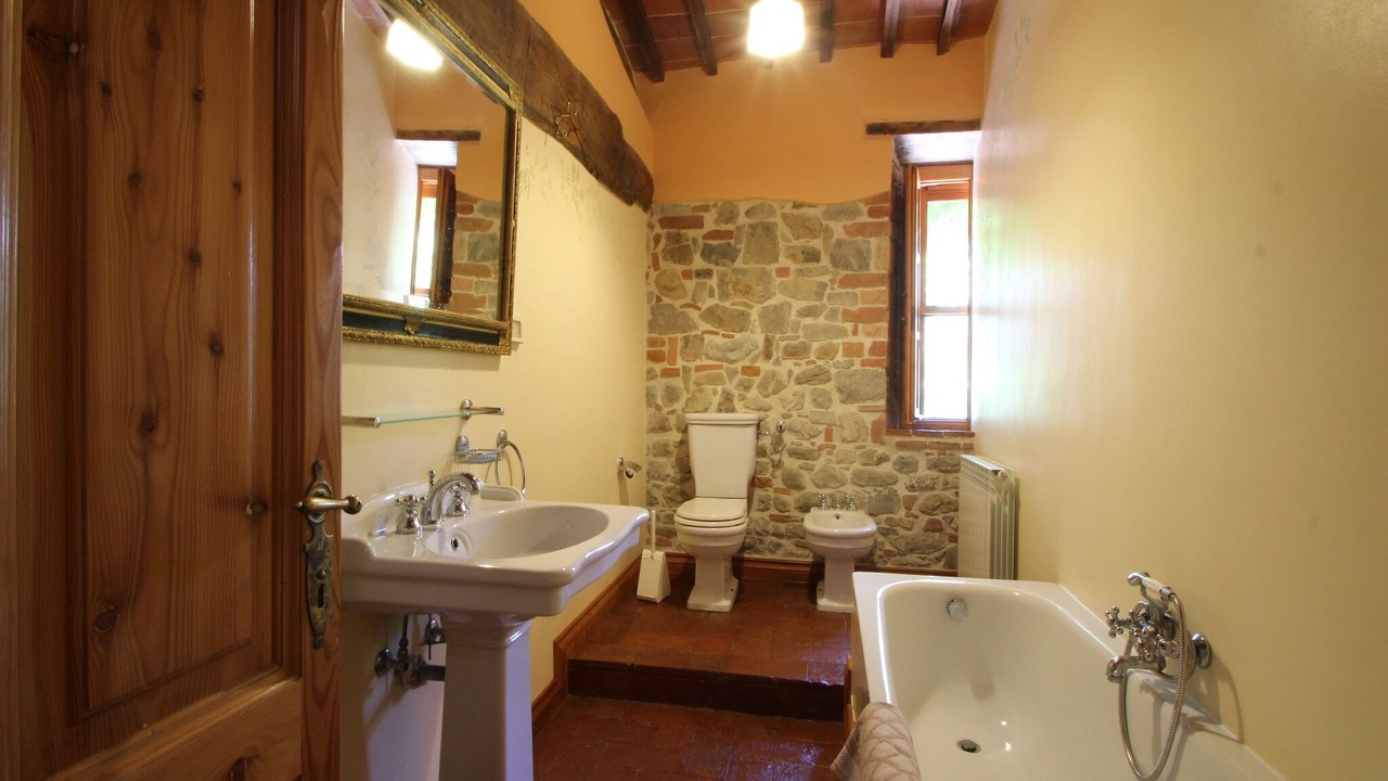 Photo of Bathroom in San Venanzo
