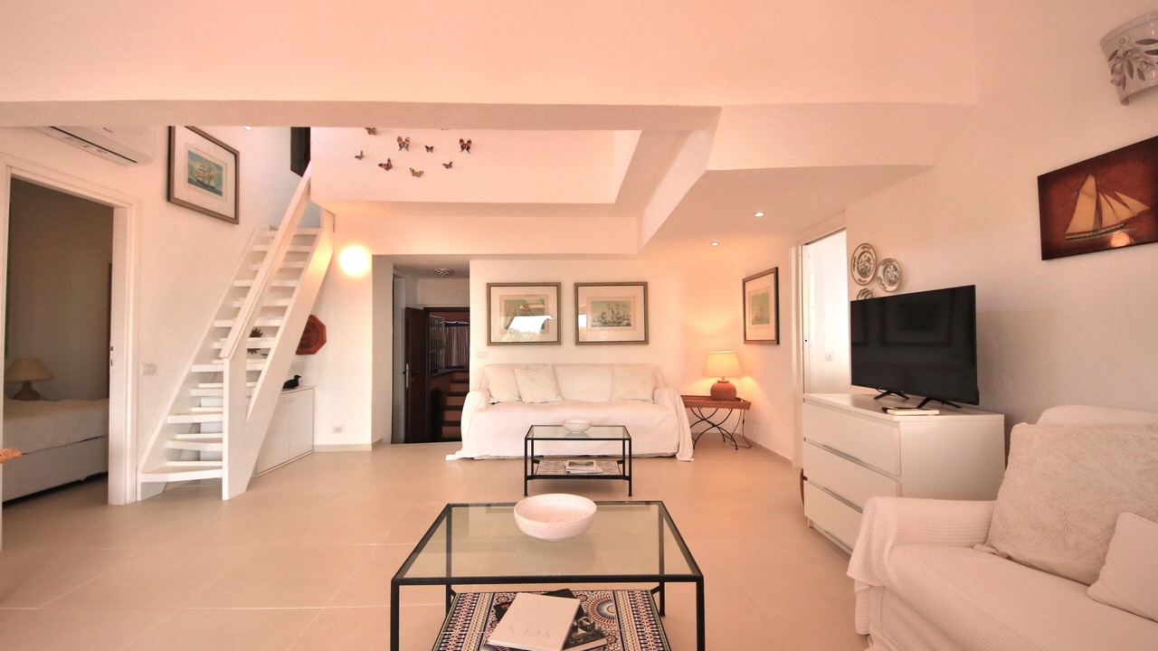 Photo of Livingroom in Punta Sardegna