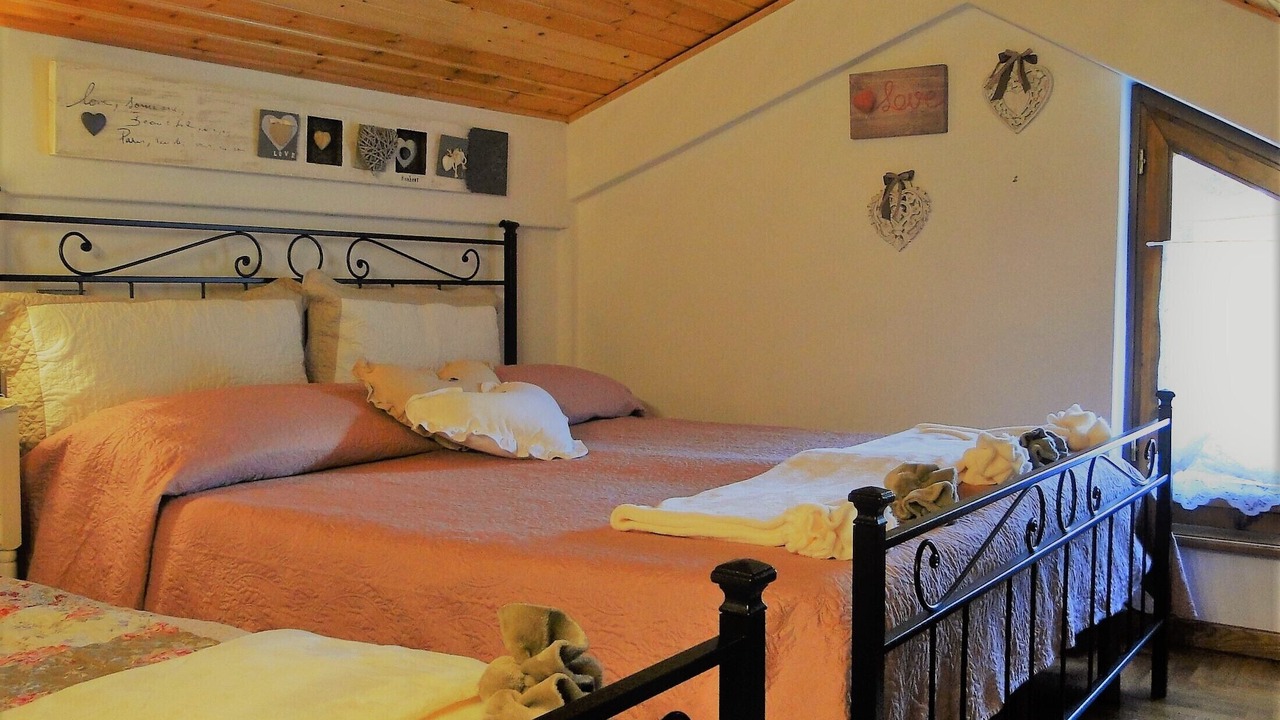Photo of Bedroom in Careggine