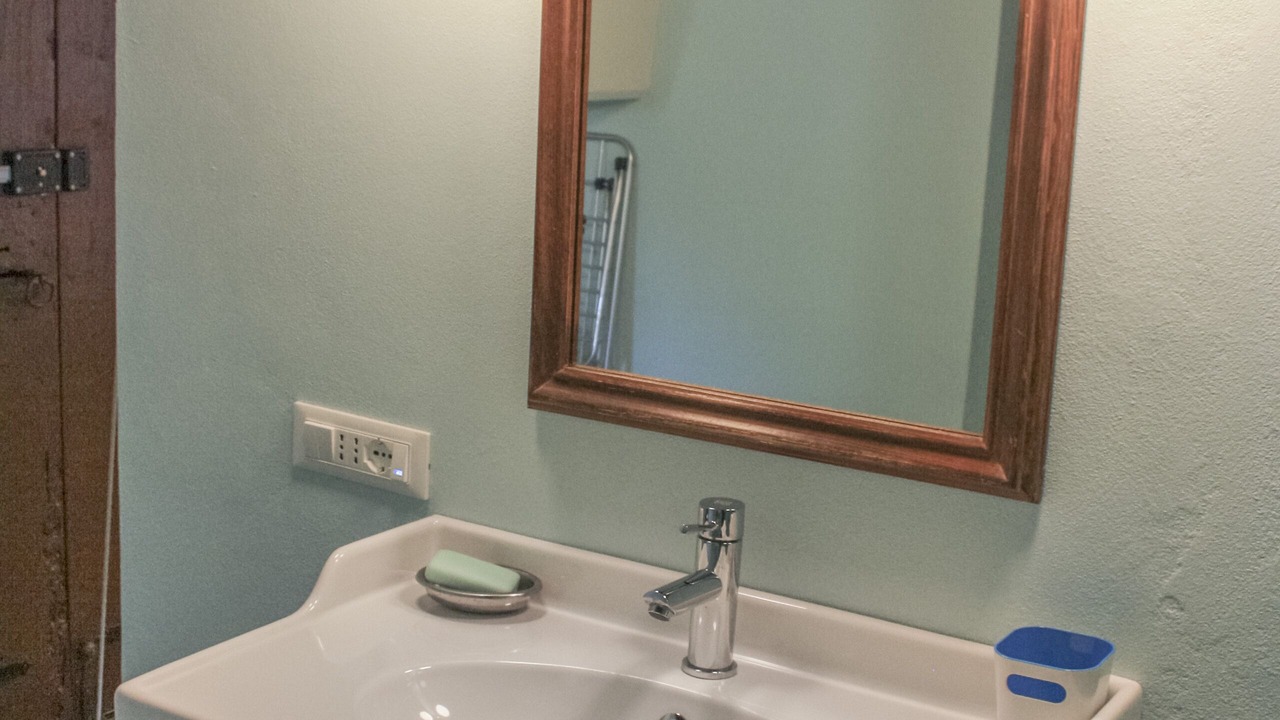 Photo of Bathroom in Camogno