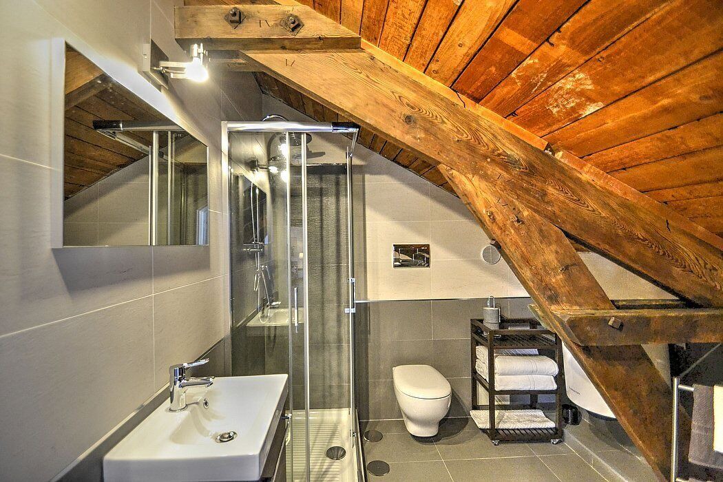 Photo of Bathroom in Historical Downtown Salerno