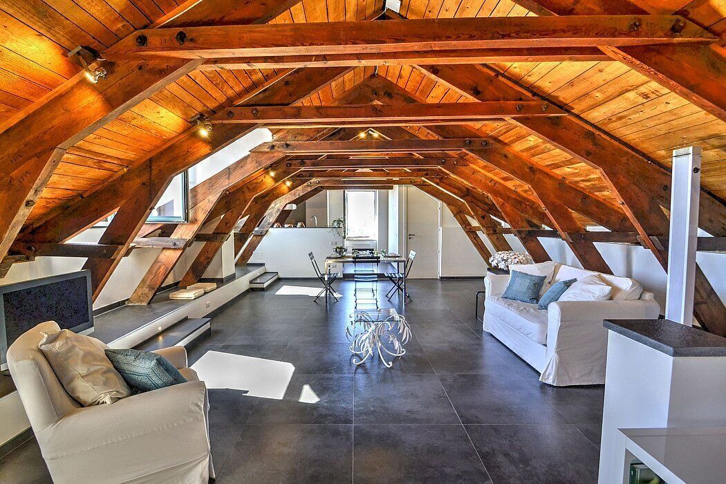 Photo of Livingroom in Historical Downtown Salerno