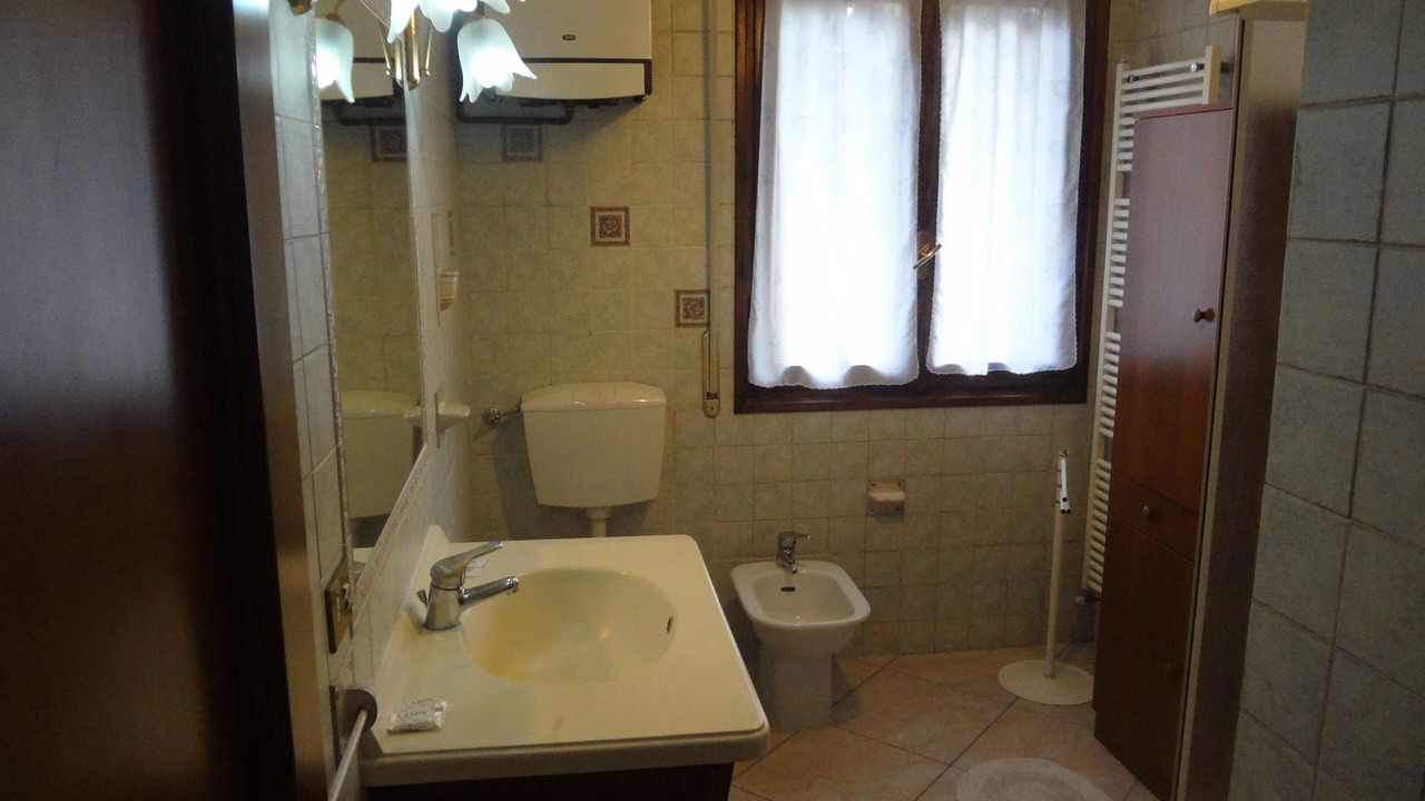 Photo of Bathroom in Spirito Santo - Orologio