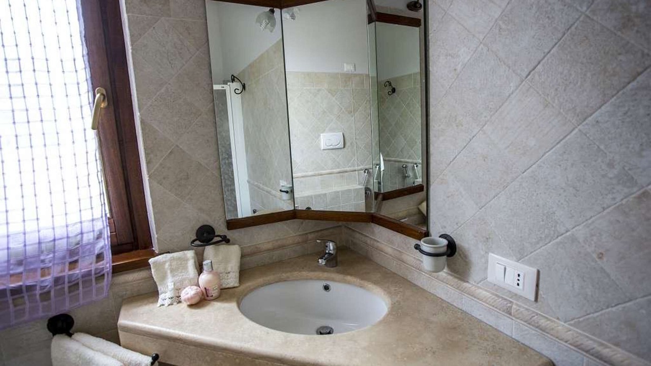 Photo of Bathroom in Crocemaroggia
