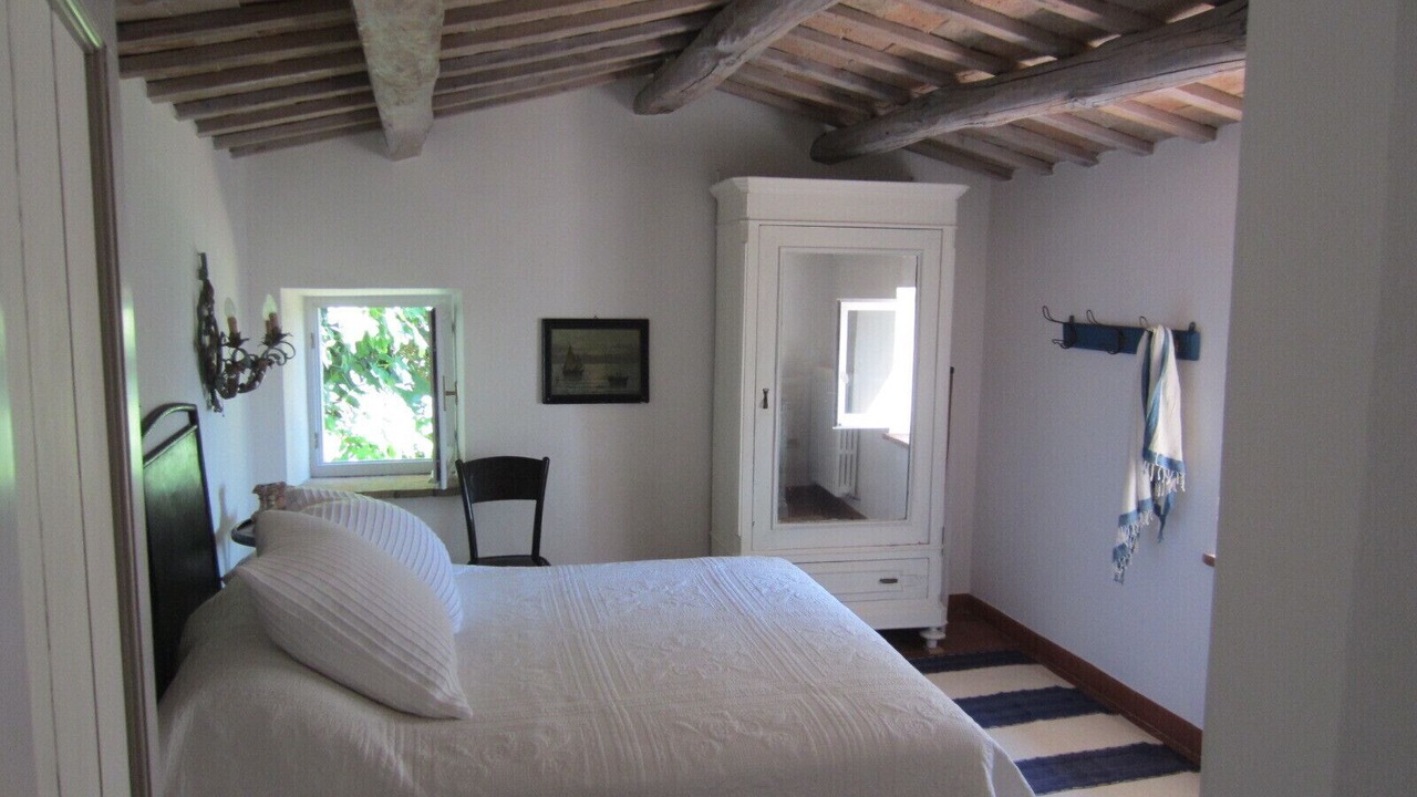 Photo of Bedroom in Montefalcone Appennino