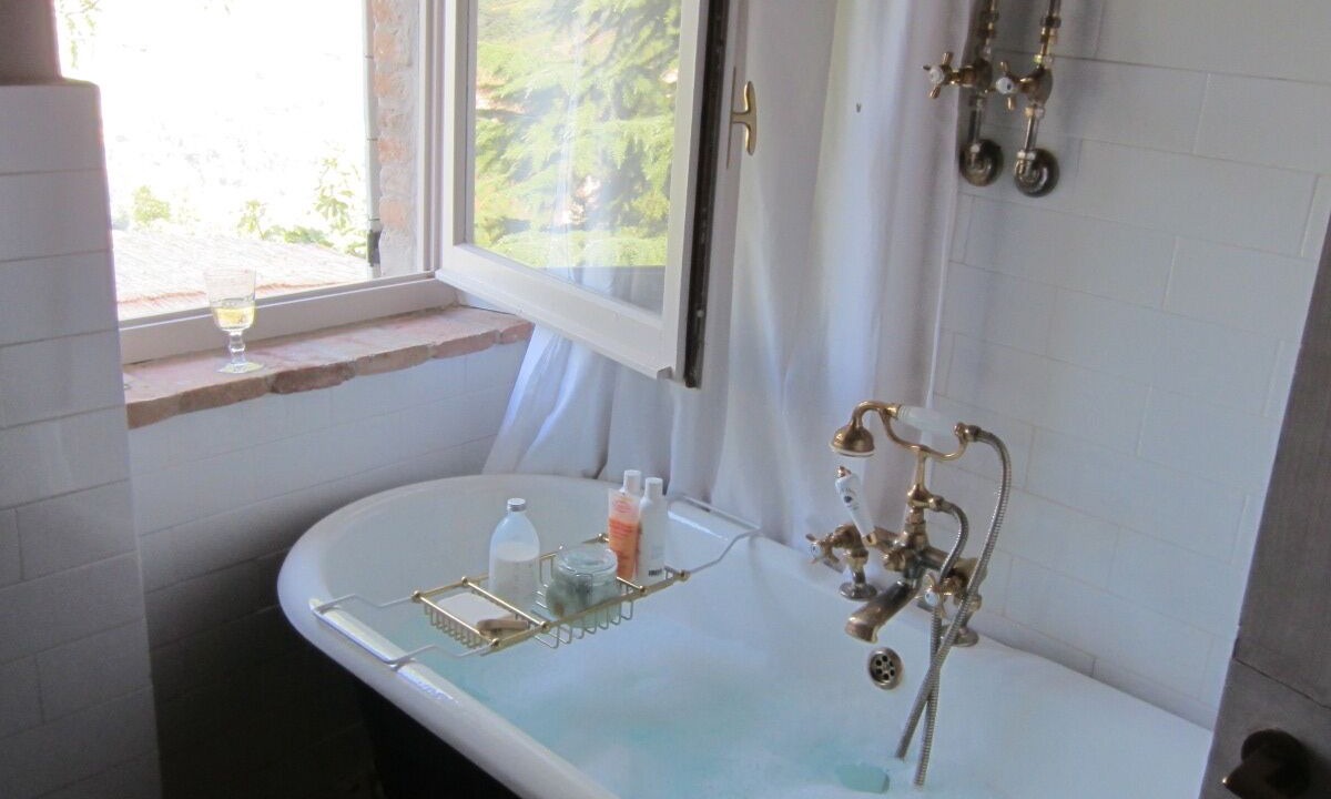 Photo of Bathroom in Montefalcone Appennino