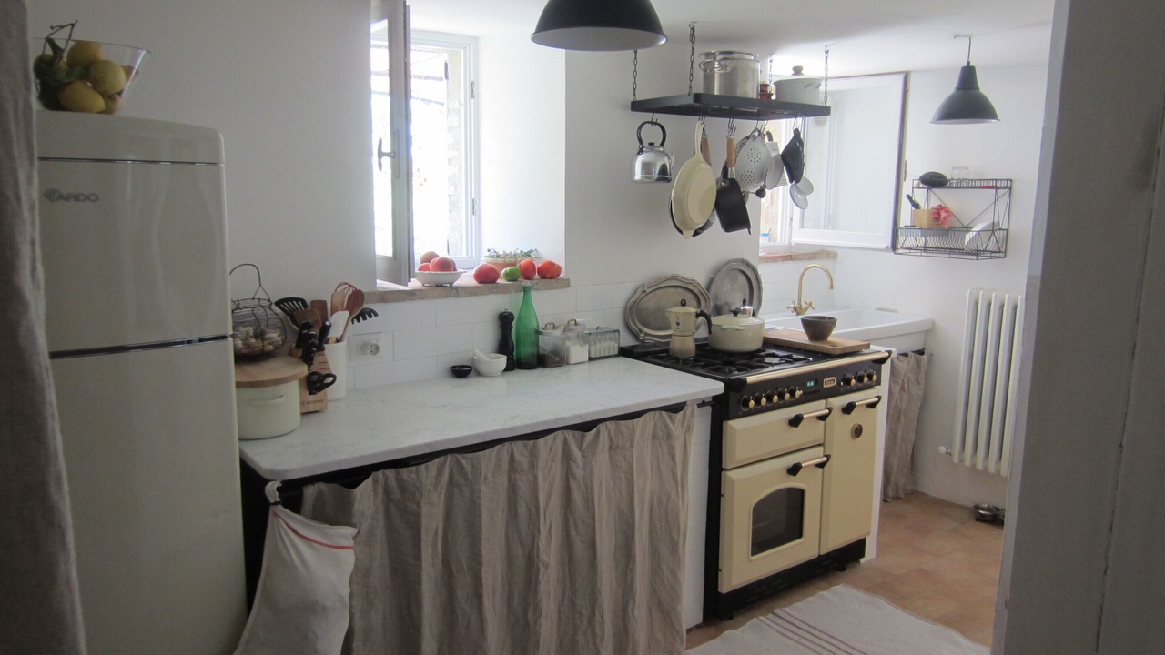 Photo of Kitchen in Montefalcone Appennino