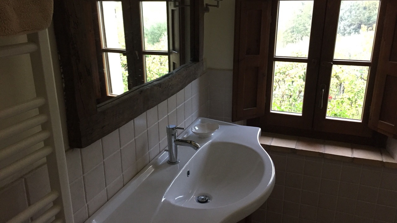 Photo of Bathroom in SantʼAngelo in Pontano