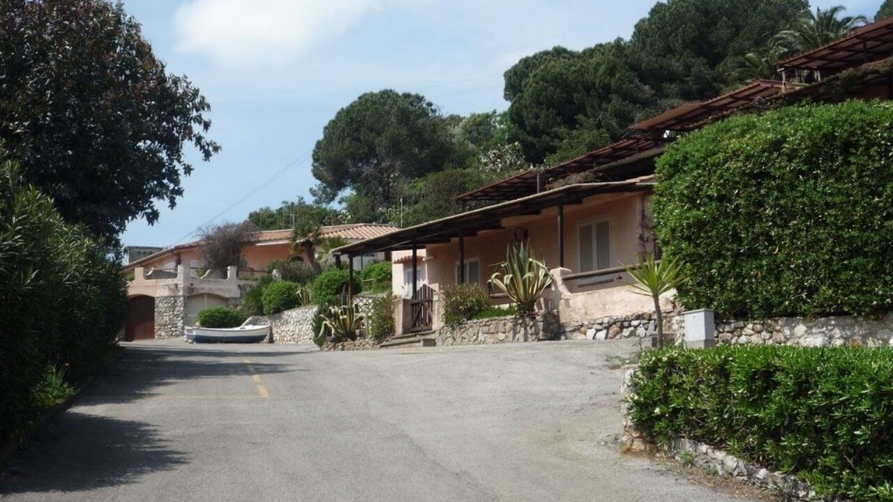 Photo of Outdoor in Mola