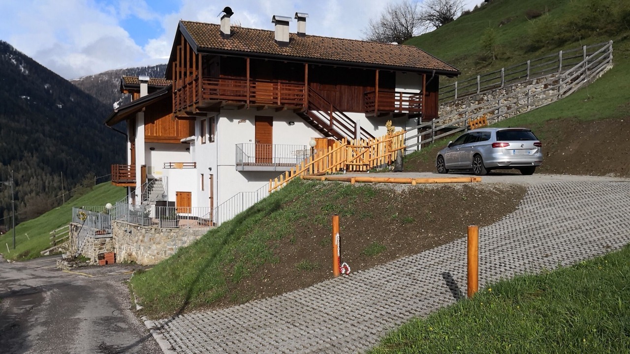 Photo of Outdoor in Rabbi
