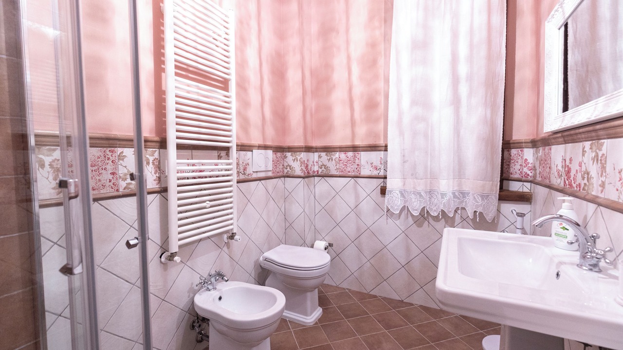 Photo of Bathroom in Deruta