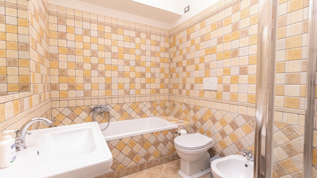 Photo of Bathroom in Deruta