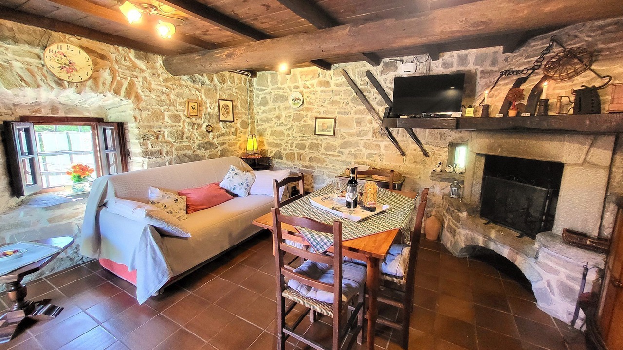 Photo of Livingroom in Camporgiano