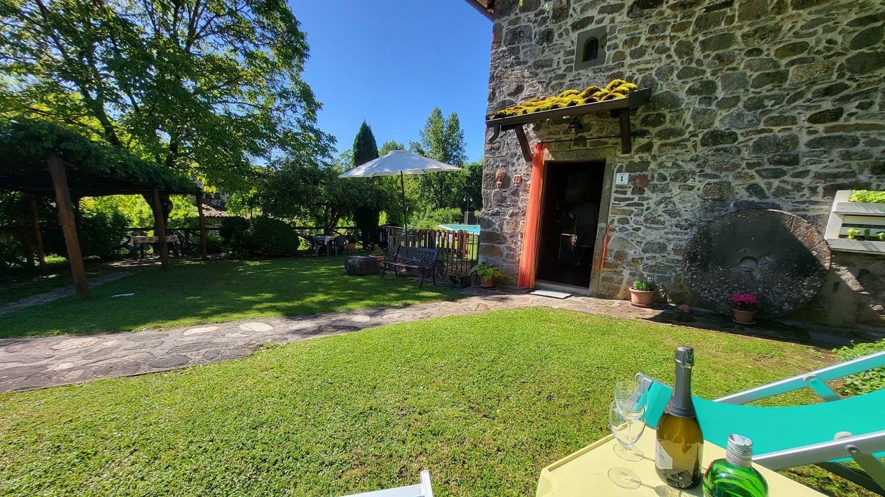 Photo of Patio Balcony in Camporgiano