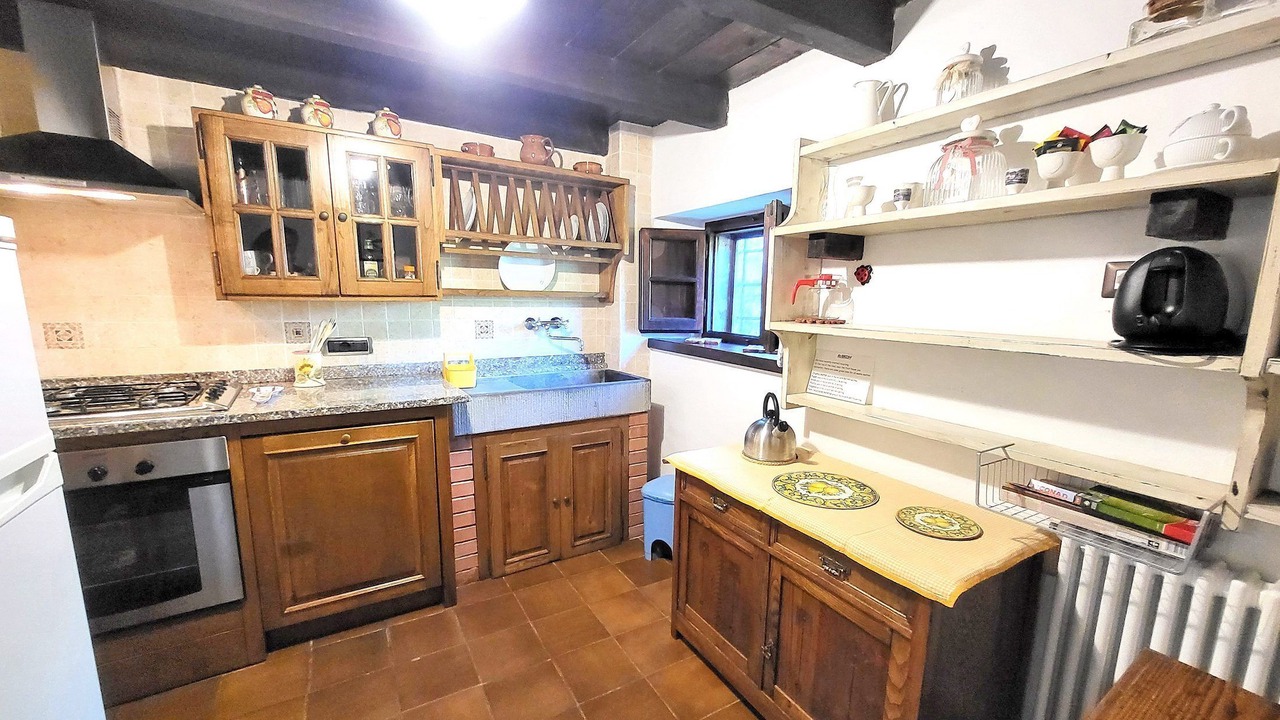 Photo of Kitchen in Camporgiano