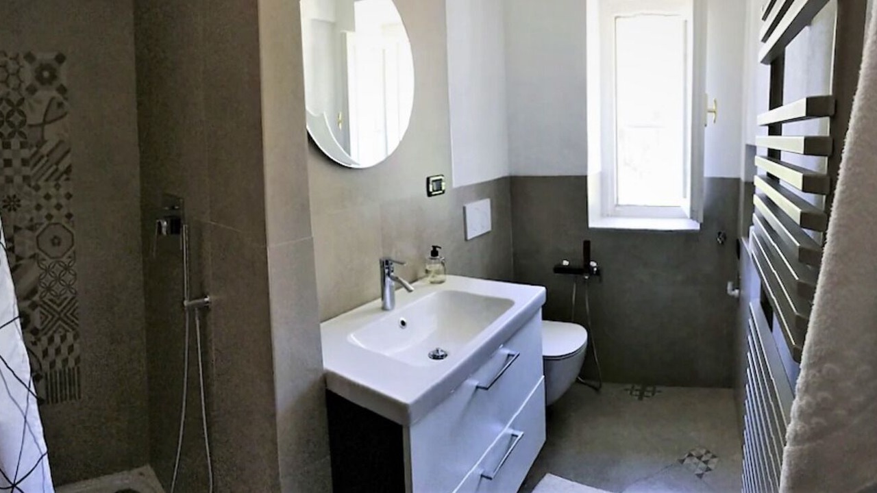 Photo of Bathroom in Livorno
