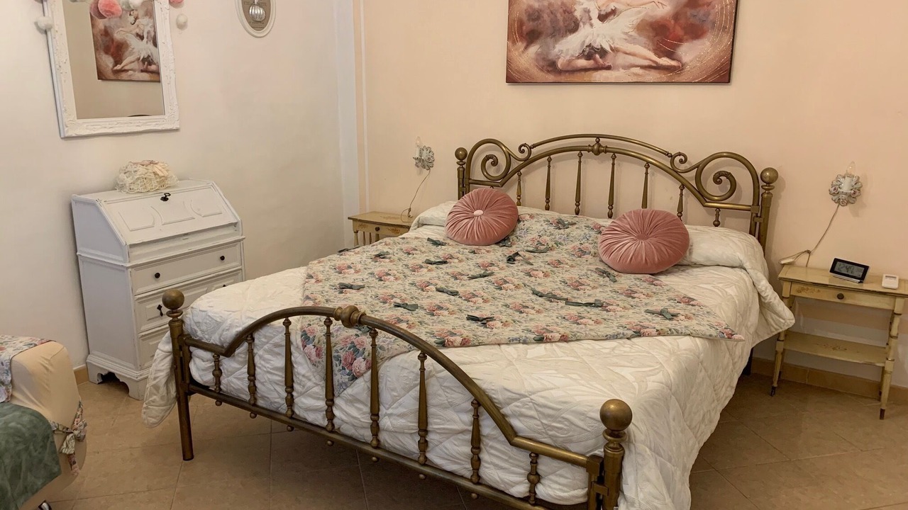 Photo of Bedroom in Struppa