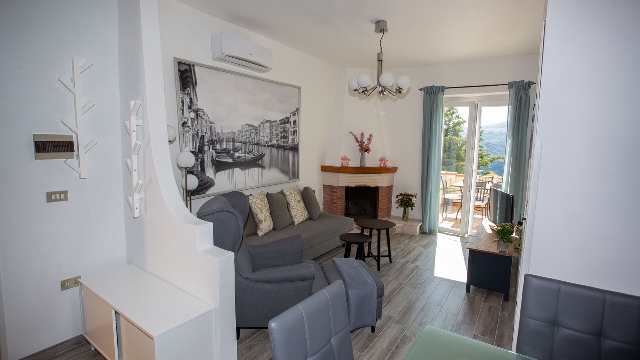 Photo of Livingroom in Castellabate Historic Centre