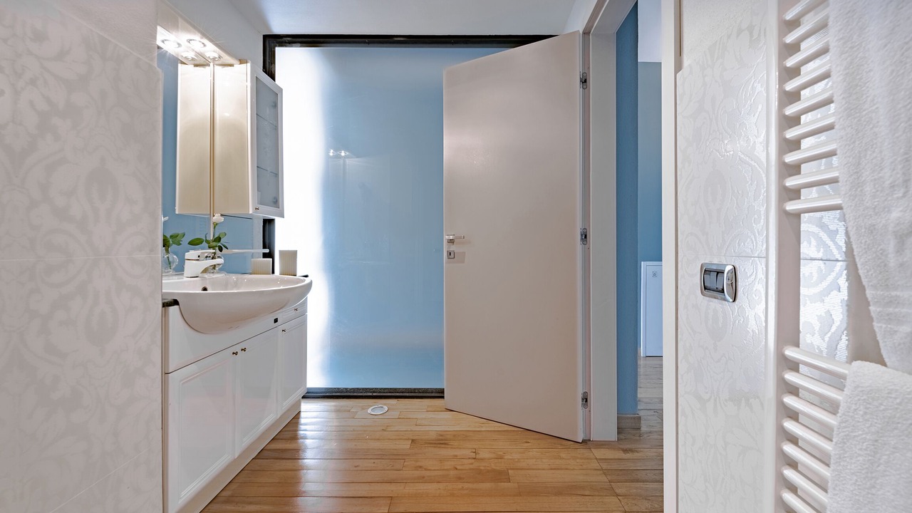 Photo of Bathroom in Canelli