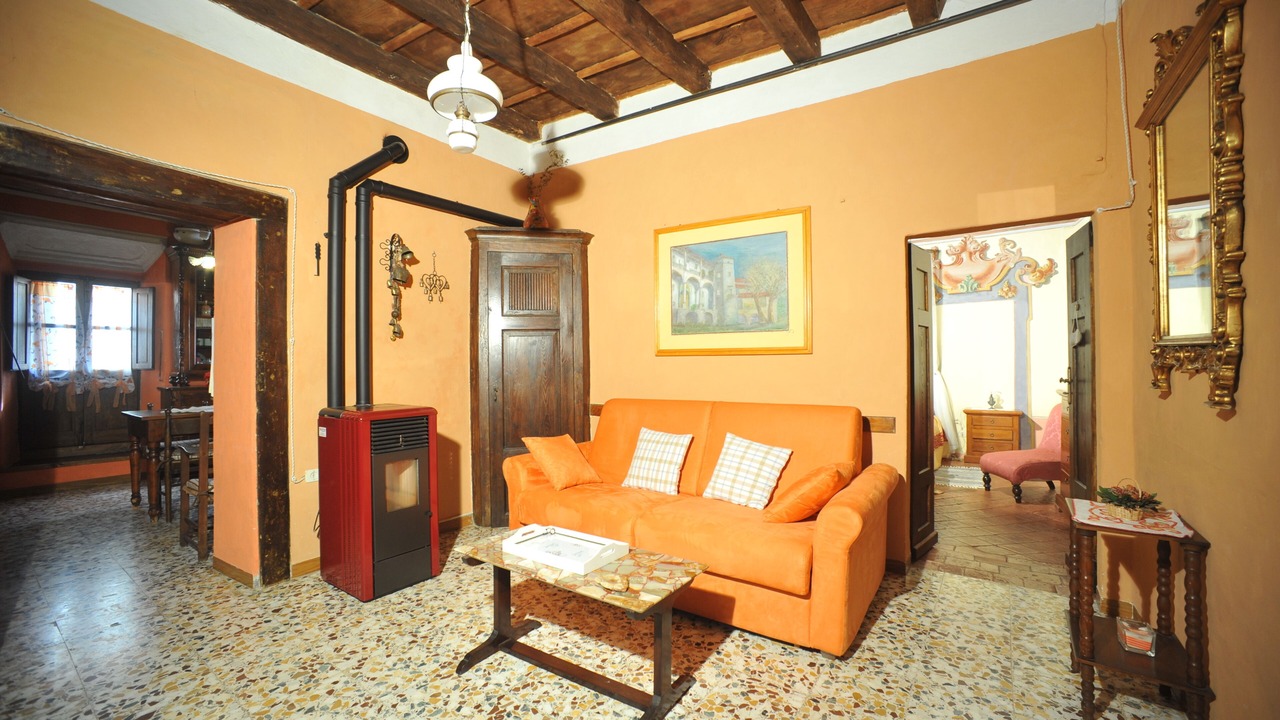 Photo of Livingroom in Camporgiano