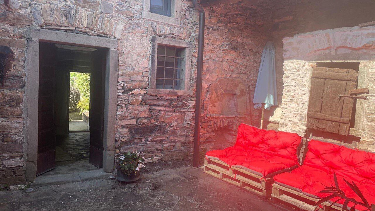 Photo of Patio Balcony in Pontremoli