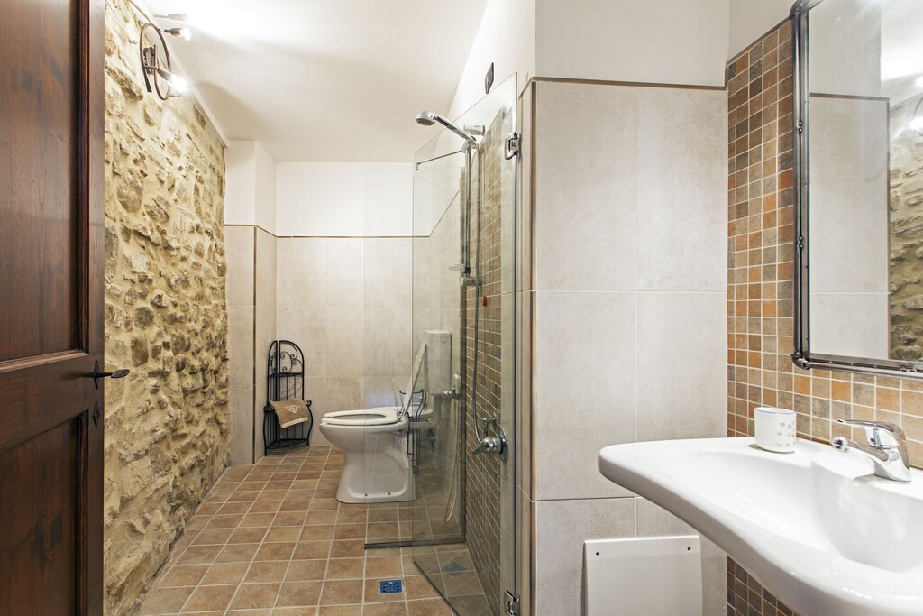 Photo of Bathroom in Lidarno