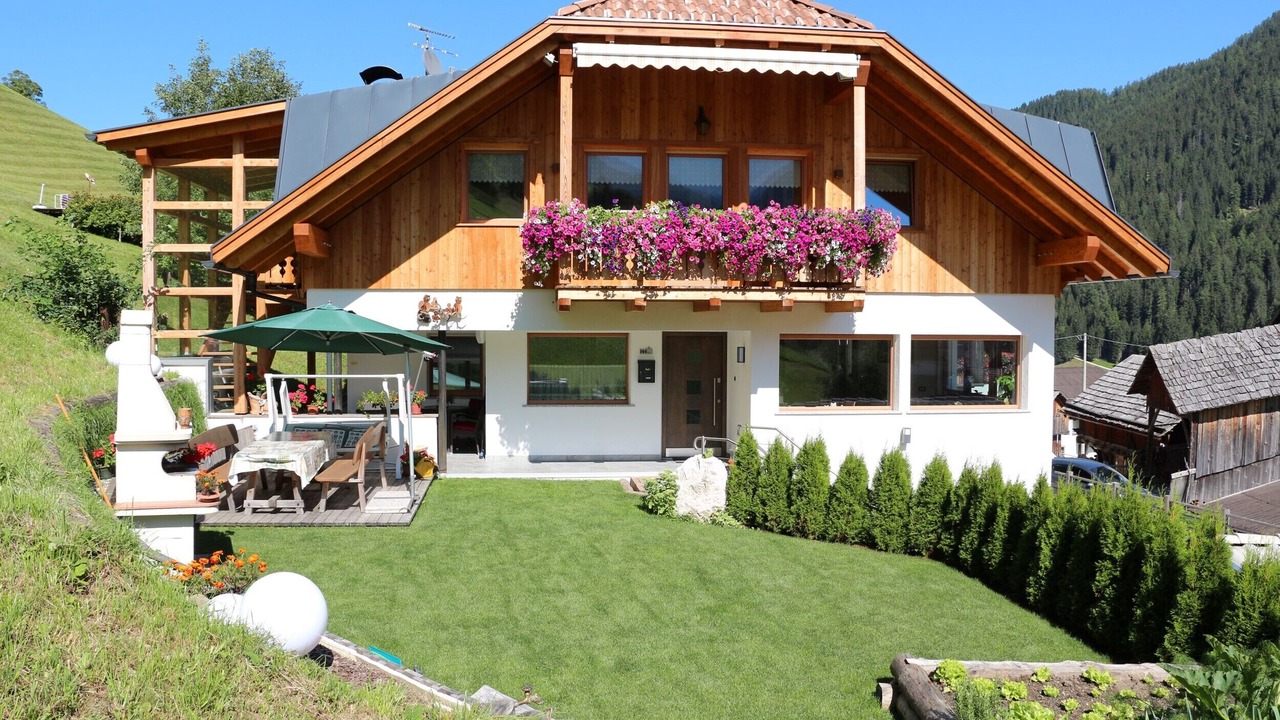 Photo of Outdoor in Longiaru