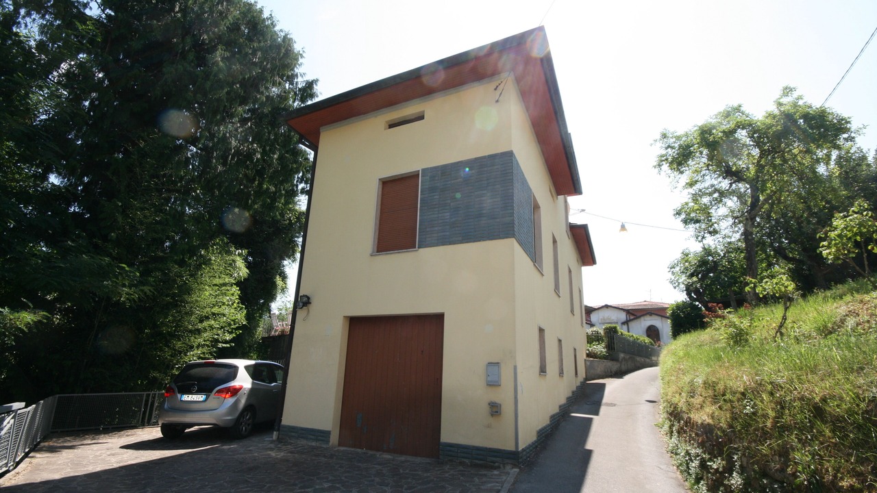Photo of Others in Mologno