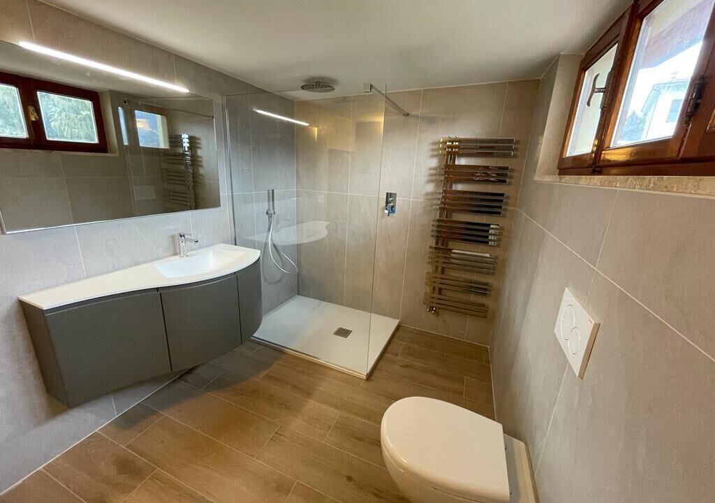 Photo of Bathroom in Mologno