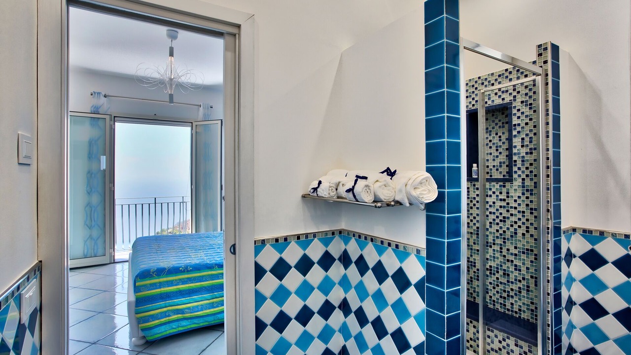 Photo of Bedroom in Furore