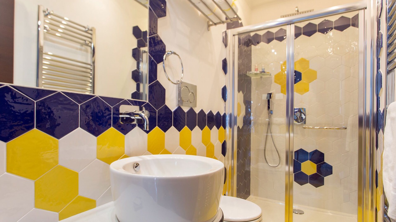 Photo of Bathroom in Furore