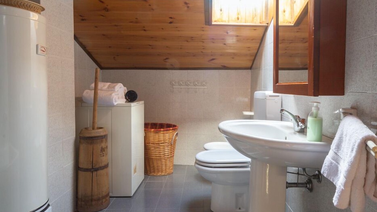 Photo of Bathroom in Lignod