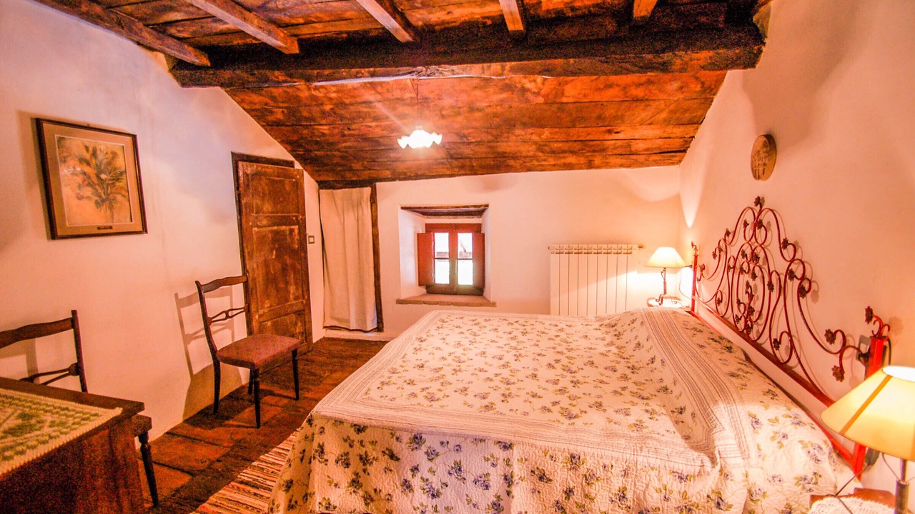 Photo of Bedroom in Camporgiano