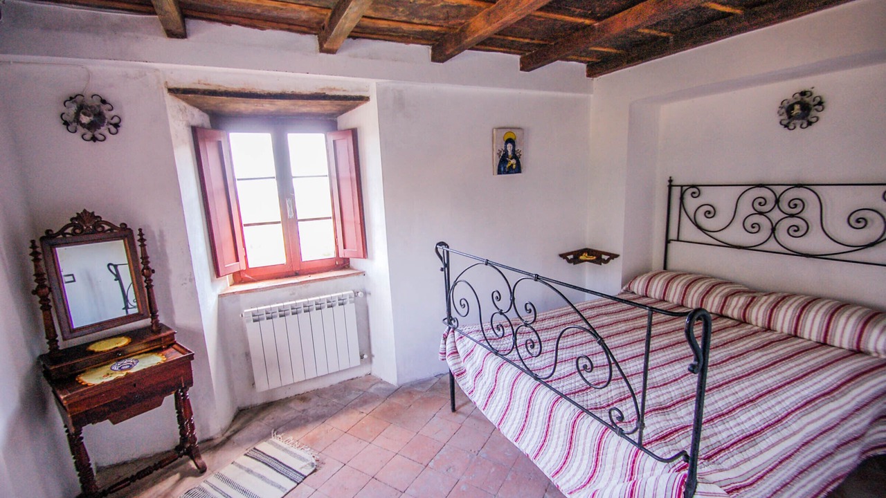 Photo of Bedroom in Camporgiano