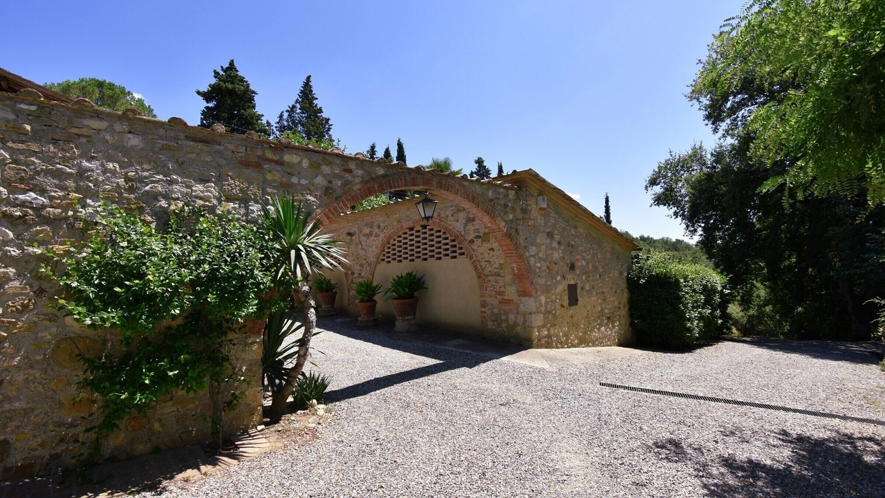 Photo of Outdoor in Villa Parigini