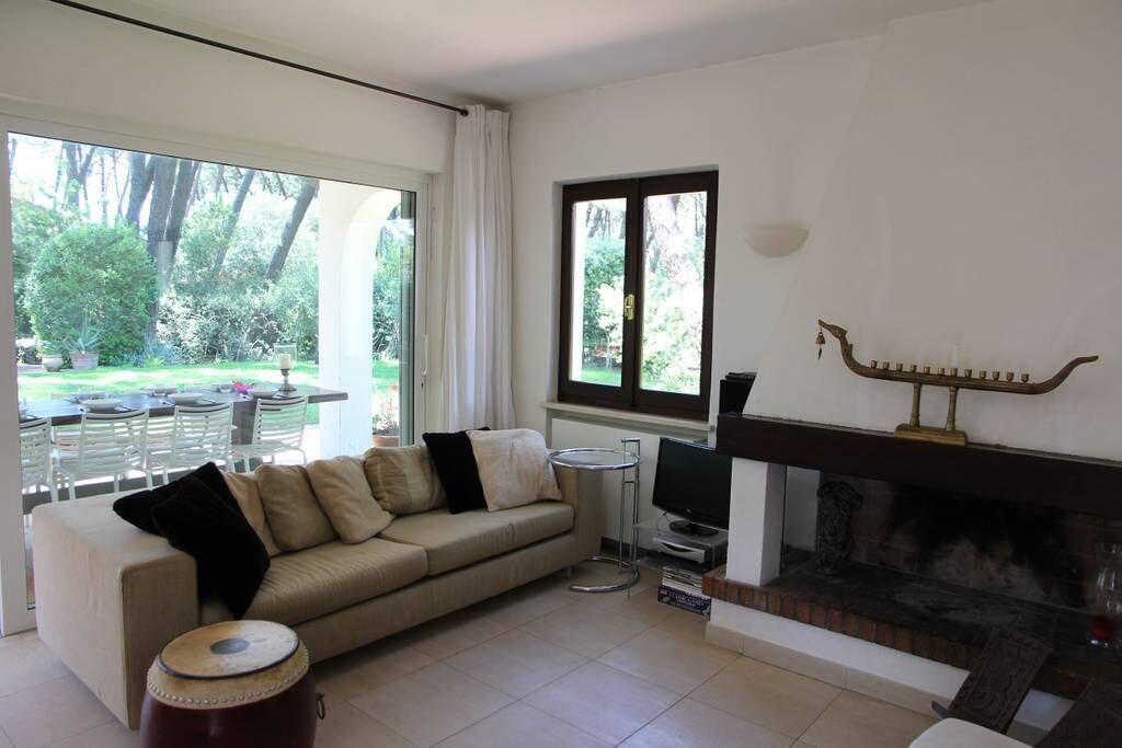 Photo of Livingroom in Saline Sadun