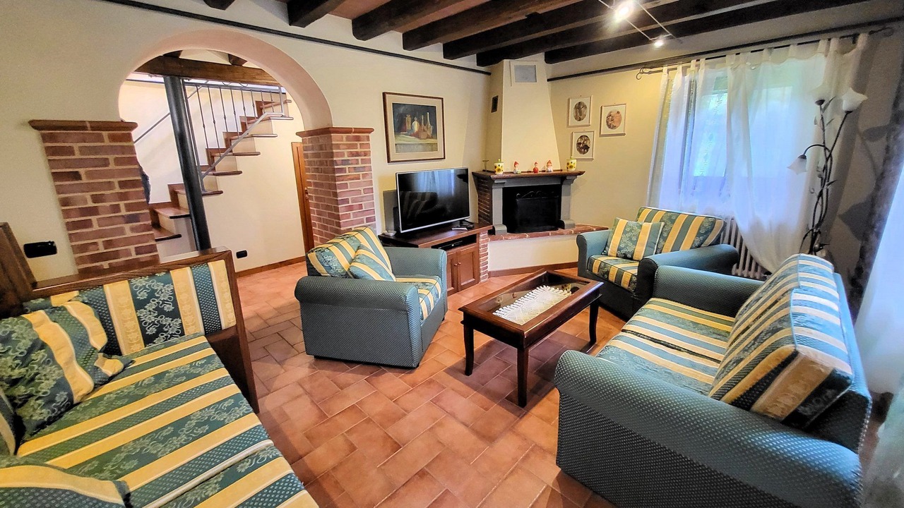 Photo of Livingroom in Camporgiano