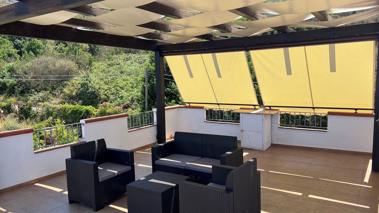 Photo of Patio Balcony in Zambrone