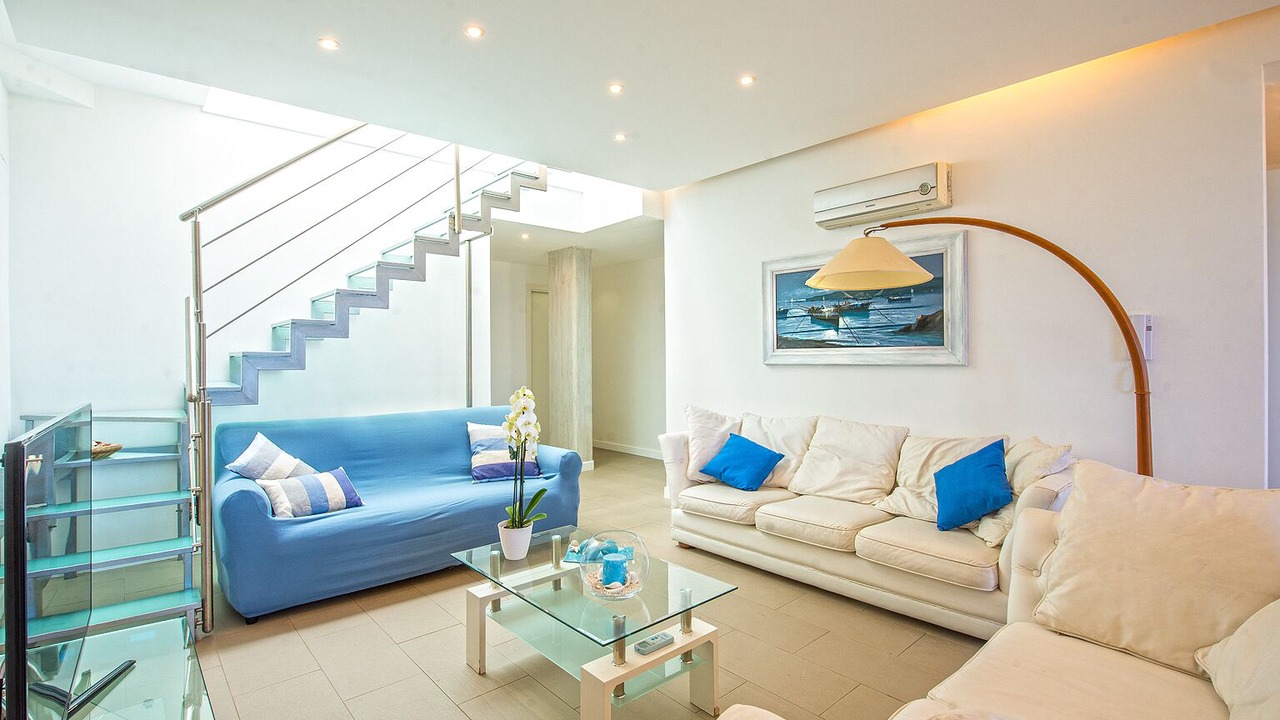 Photo of Livingroom in Addaura