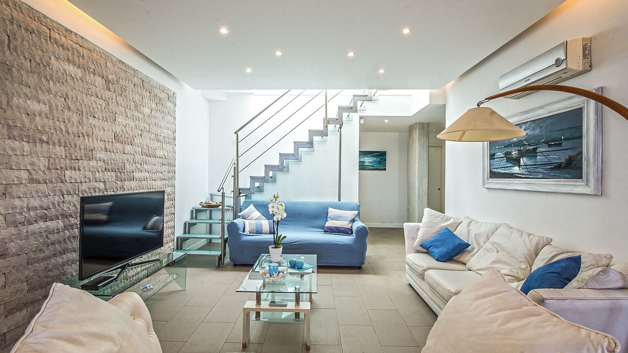 Photo of Livingroom in Addaura