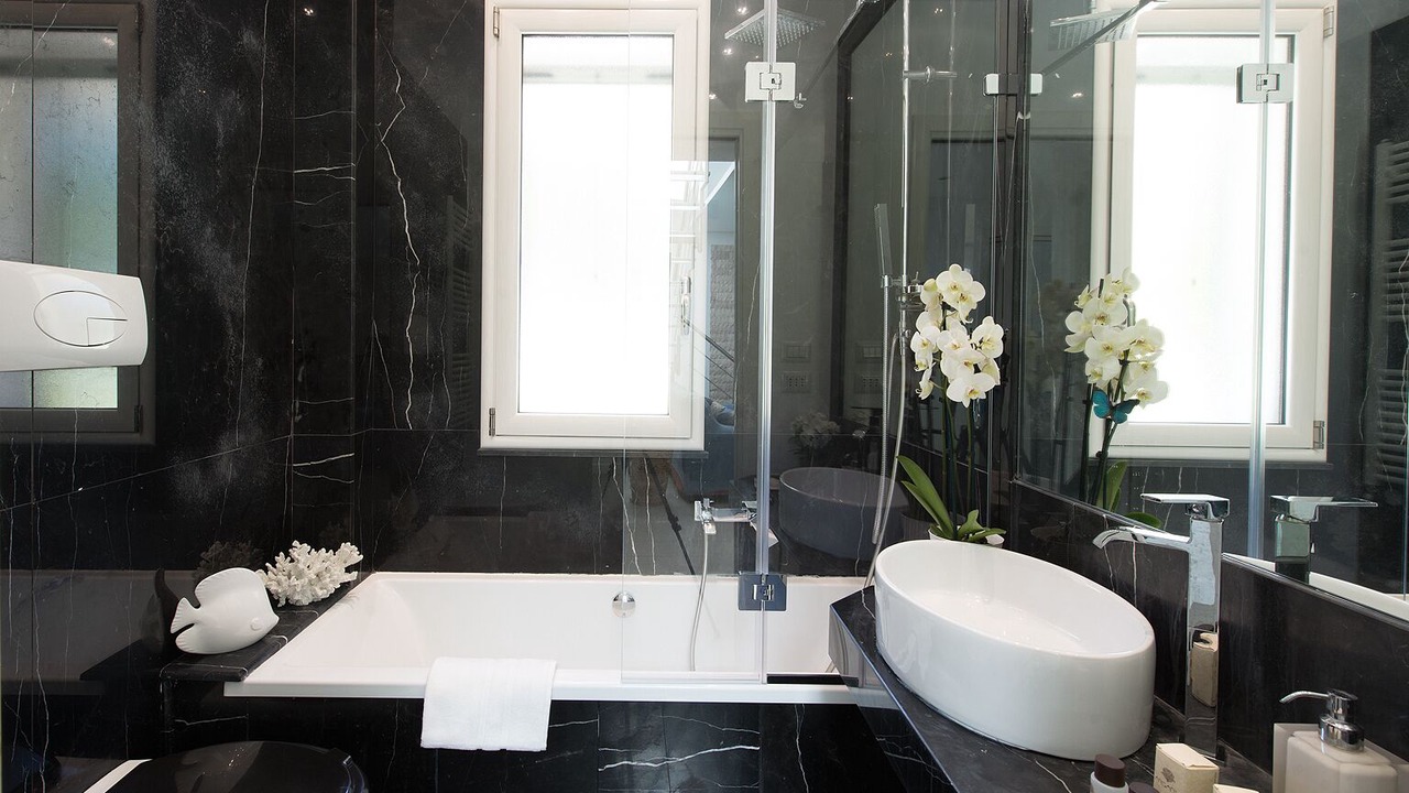 Photo of Bathroom in Addaura