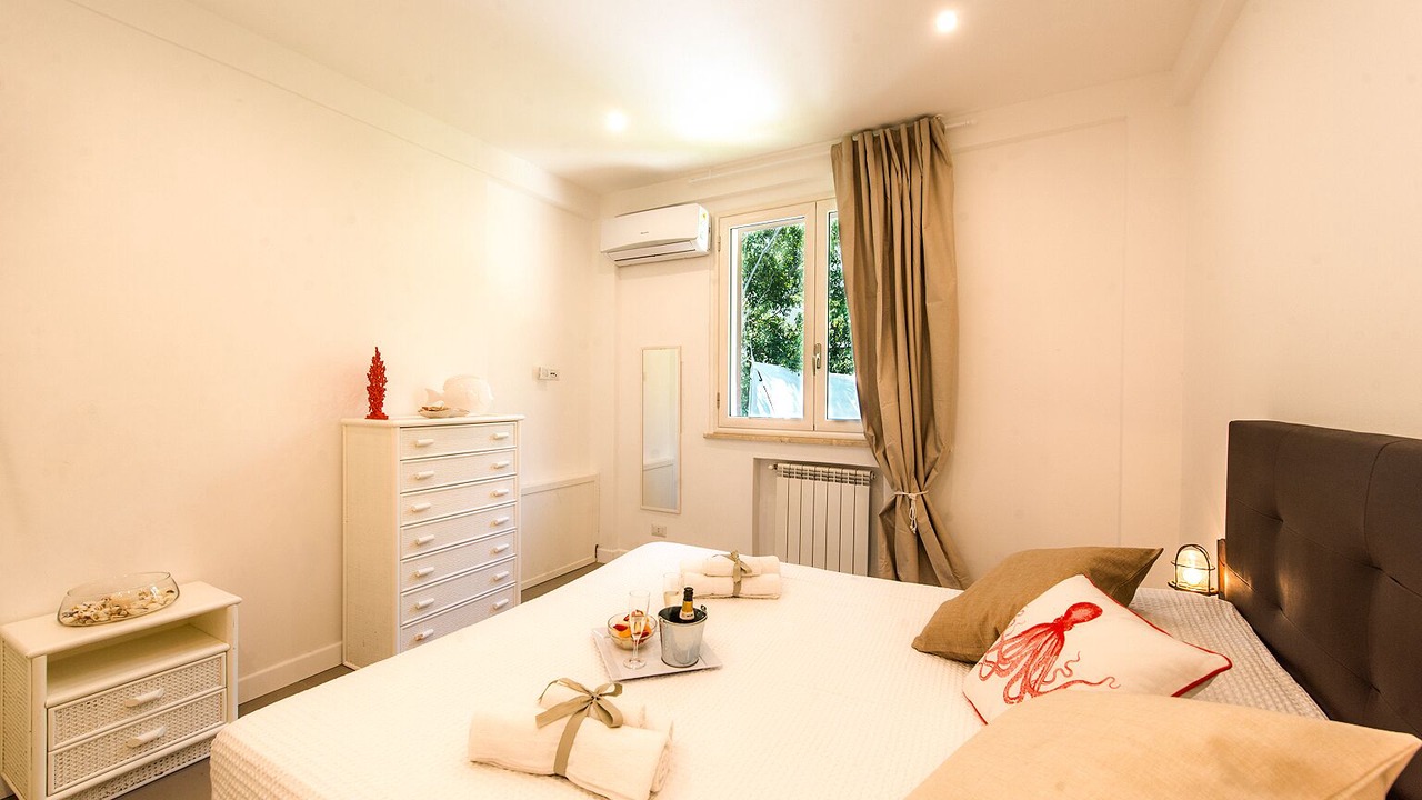 Photo of Bedroom in Addaura